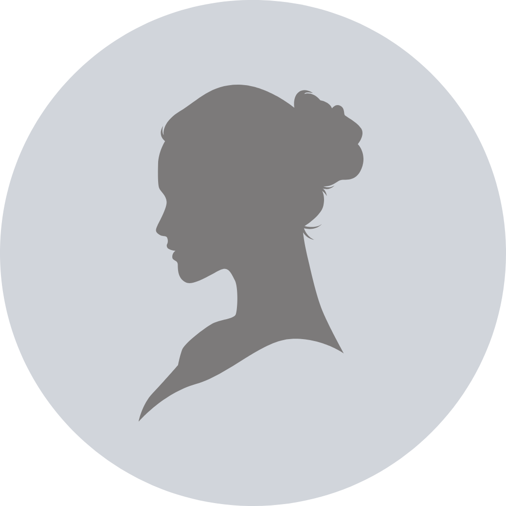 女性